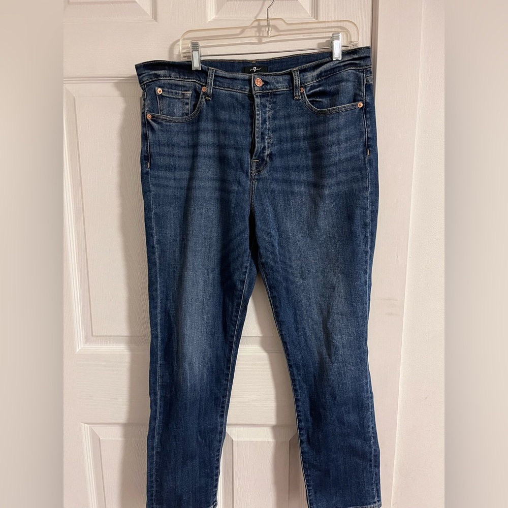 7 for all mankind dark wash skinny jeans!👖💙